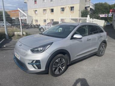 Voir le détail de l'offre de cette KIA e-Niro Premium 204ch de 2020 en vente à partir de 354.41 €  / mois