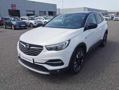 Voir le détail de l'offre de cette OPEL Grandland X 1.5 D 130ch Design Line de 2019 en vente à partir de 206.7 €  / mois