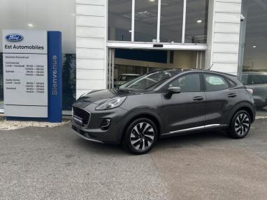 Voir le détail de l'offre de cette FORD Puma 1.0 Flexifuel 125ch S&S mHEV Titanium de 2024 en vente à partir de 245.67 €  / mois