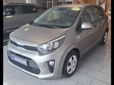 Voir le détail de l'offre de cette KIA Picanto 1.0 67ch Active de 2018 en vente à partir de 141.59 € / mois