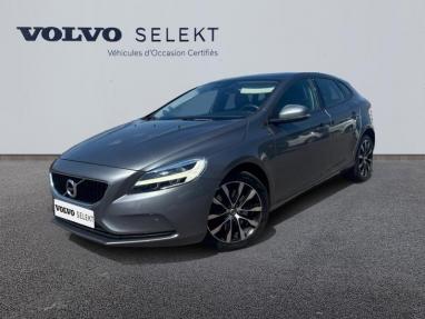 Voir le détail de l'offre de cette VOLVO V40 T2 122ch Signature Edition Geartronic de 2019 en vente à partir de 231 € / mois