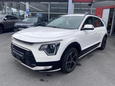 Voir le détail de l'offre de cette KIA Niro 1.6 GDi 141ch HEV Active DCT6 de 2022 en vente à partir de 21 999 €