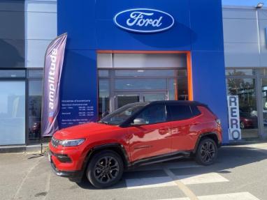 Voir le détail de l'offre de cette JEEP Compass 1.3 GSE T4 150ch 80th Anniversary 4x2 BVR6 de 2022 en vente à partir de 255.77 €  / mois