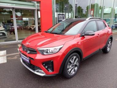 Voir le détail de l'offre de cette KIA Stonic 1.0 T-GDi 120ch MHEV GT Line iBVM6 de 2022 en vente à partir de 182.59 €  / mois