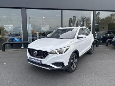 Voir le détail de l'offre de cette MG MOTOR ZS EV 143ch Luxury de 2021 en vente à partir de 178.32 €  / mois