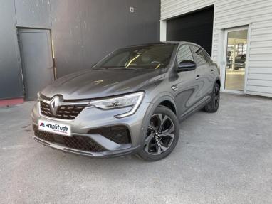 Voir le détail de l'offre de cette RENAULT Arkana 1.3 TCe mild hybrid 160ch RS Line EDC de 2023 en vente à partir de 24 499 € 