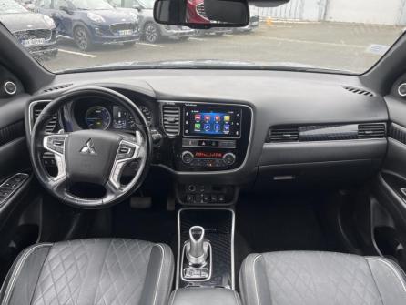 MITSUBISHI Outlander PHEV Twin Motor Instyle 4WD à vendre à Orléans - Image n°12