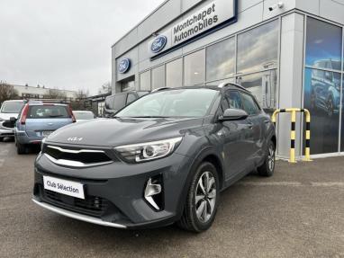 Voir le détail de l'offre de cette KIA Stonic 1.0 T-GDi 120ch MHEV Active Business DCT7 de 2021 en vente à partir de 170.11 €  / mois