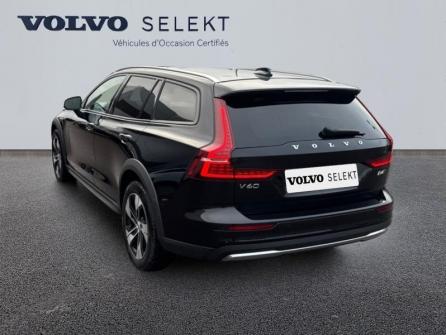 VOLVO V60 Cross Country B4 AWD 197ch Pro Geartronic 8 à vendre à Auxerre - Image n°3